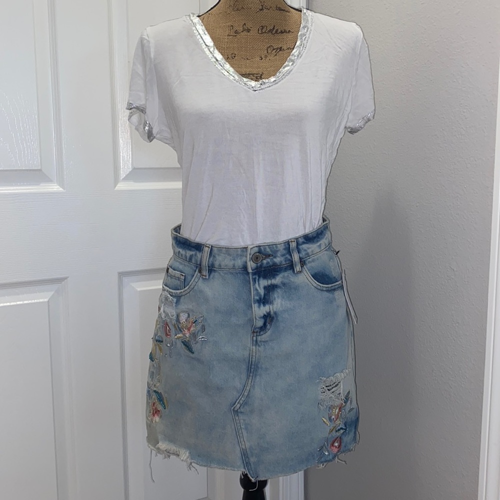 ‼️SALE‼️ Denim Skirt New with tags ‼️free shipping‼️